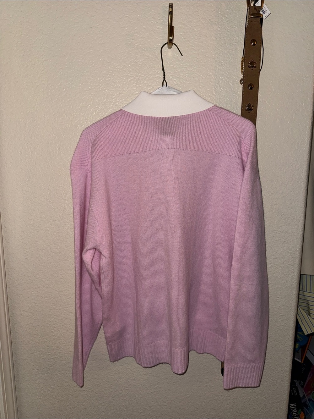 Relaxed sweater-polo in vintage wool - Picture 3 of 3
